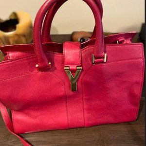 Yves Saint Laurent Y Cabas Leather Chyc Handbag